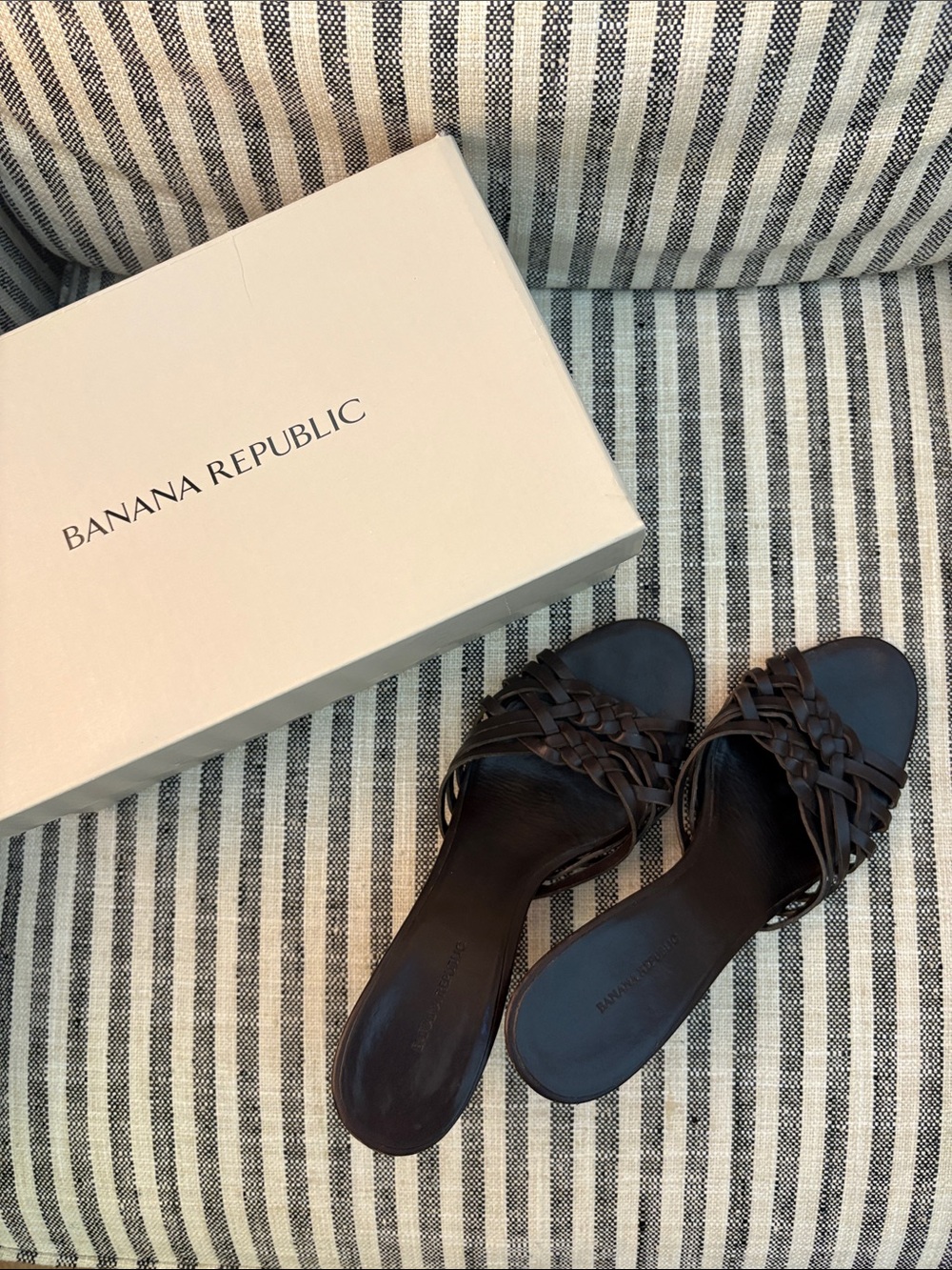 Banana Republic Dark Brown Woven Leather Slide Mules